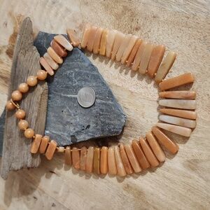 Aventurine Collar Necklace. NWOT Geniune
